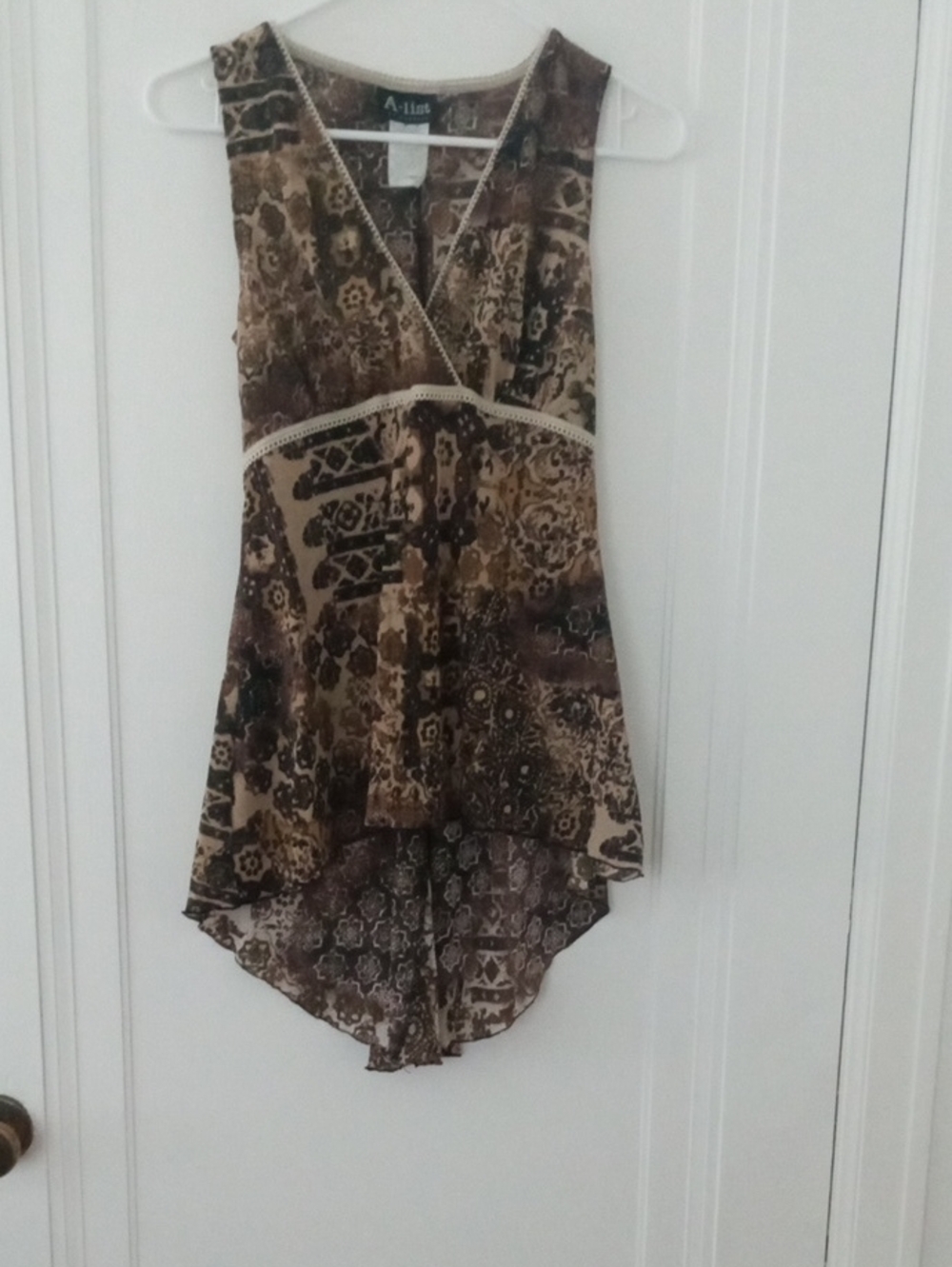 A. List Brown Patterned Hi-Low Tank Top large